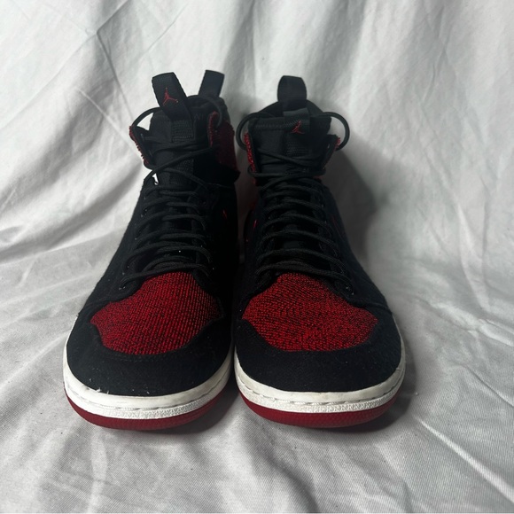 Size 11.5M Jordan 1 retro ultra high Bred - Picture 3 of 7